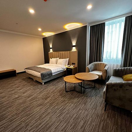 Home Plus Hotel イスタンブール エクステリア 写真