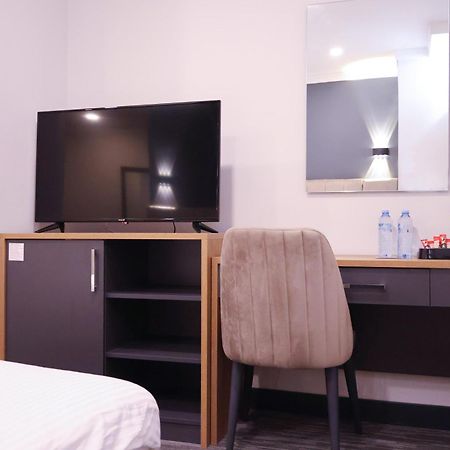 Home Plus Hotel イスタンブール エクステリア 写真