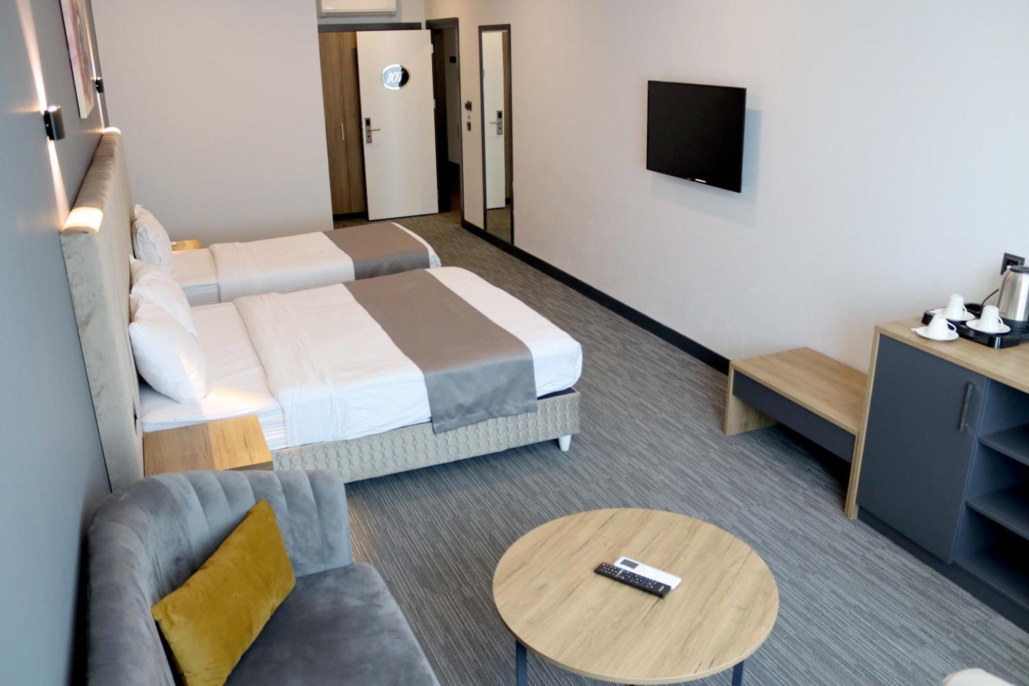 Home Plus Hotel イスタンブール エクステリア 写真