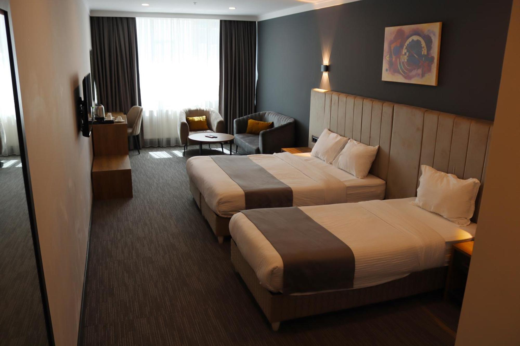 Home Plus Hotel イスタンブール エクステリア 写真