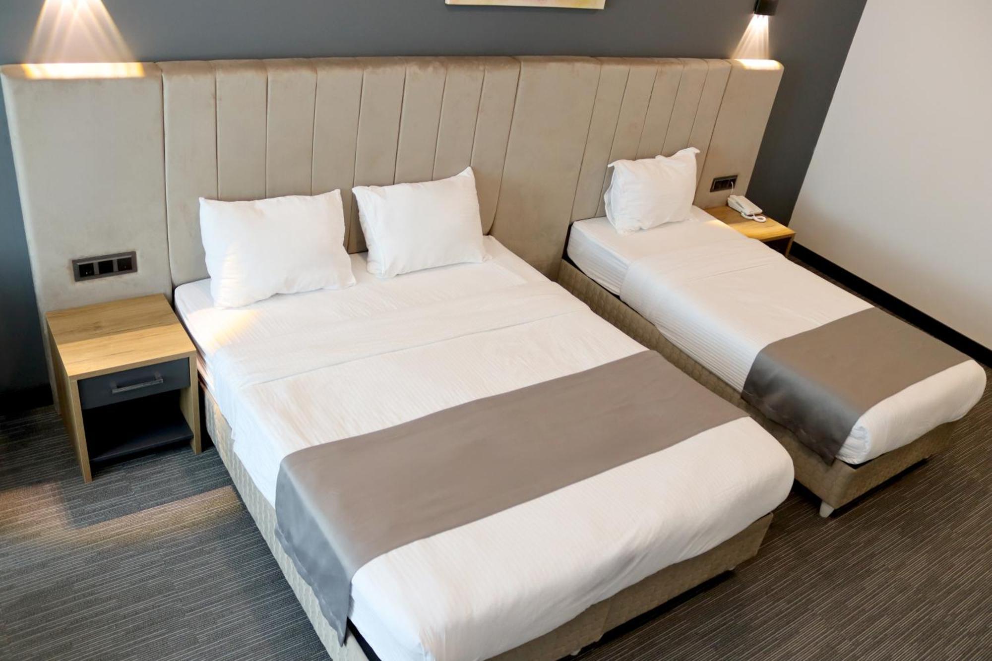 Home Plus Hotel イスタンブール エクステリア 写真