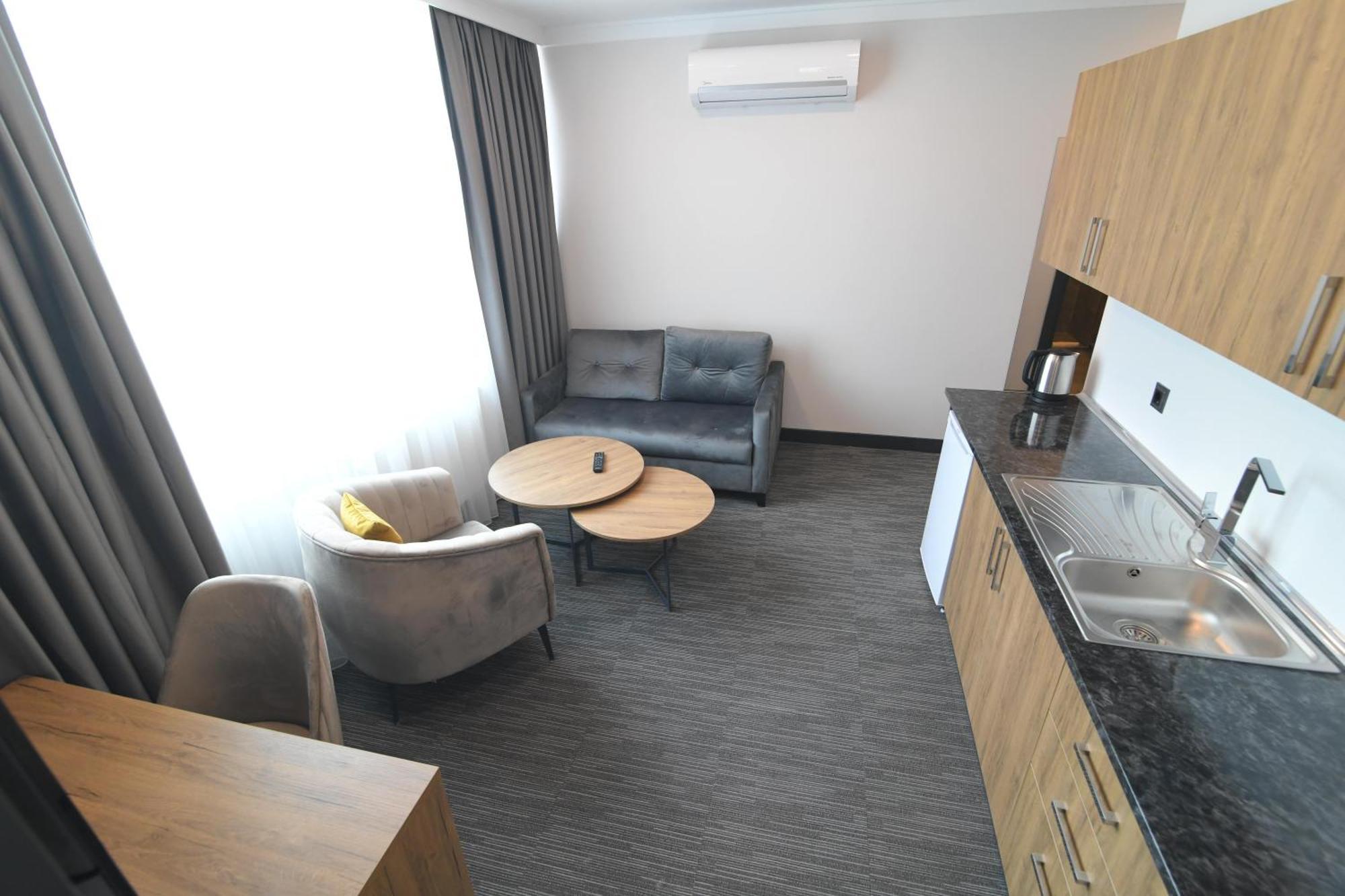 Home Plus Hotel イスタンブール エクステリア 写真
