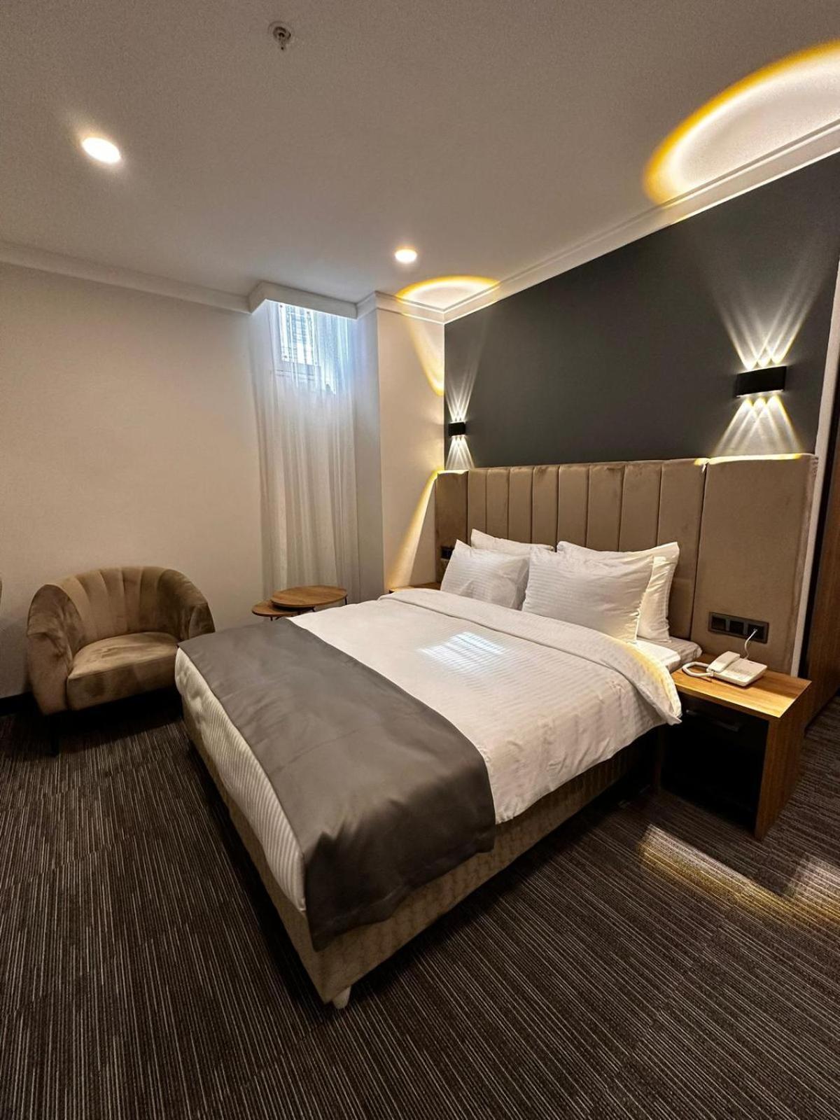 Home Plus Hotel イスタンブール エクステリア 写真